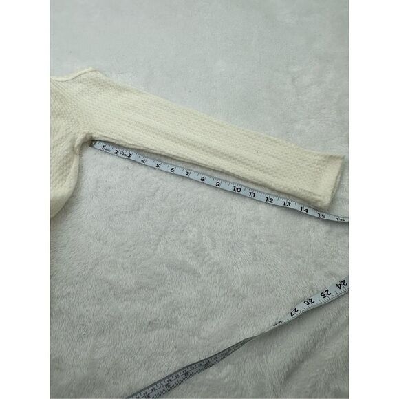 Cherish Women's Size M Cold Shoulder Henley Sweater Cream White Waffle Knit - Picture 6 of 8